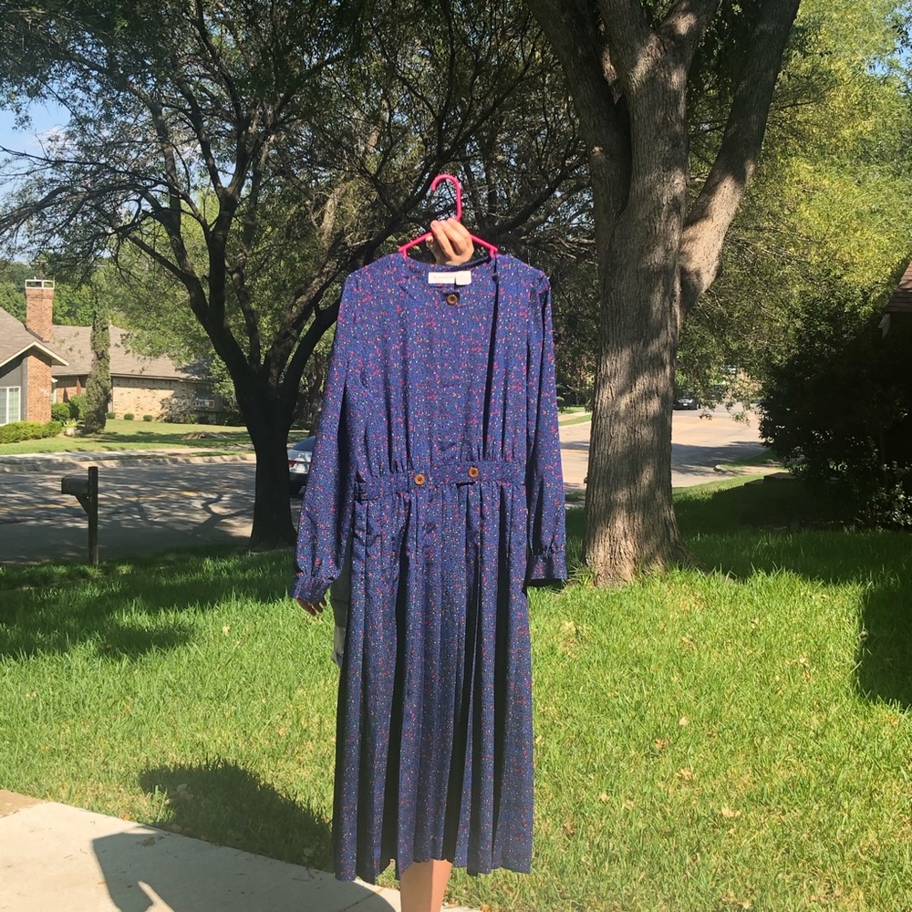 Liz Claiborne vintage dress.